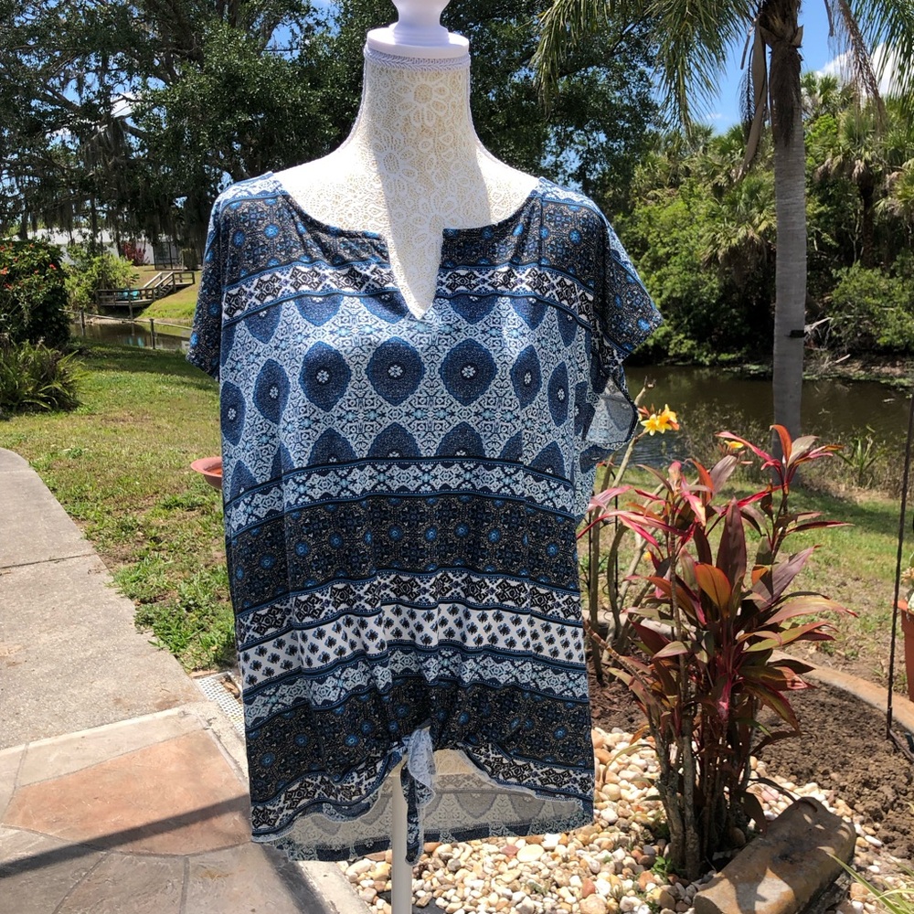 Lucky Brand 🍀 BoHo V-Neck Tie Front 🦋